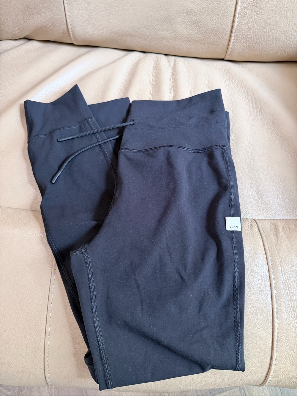 Vuori Black Daily Leggings with Drawstring